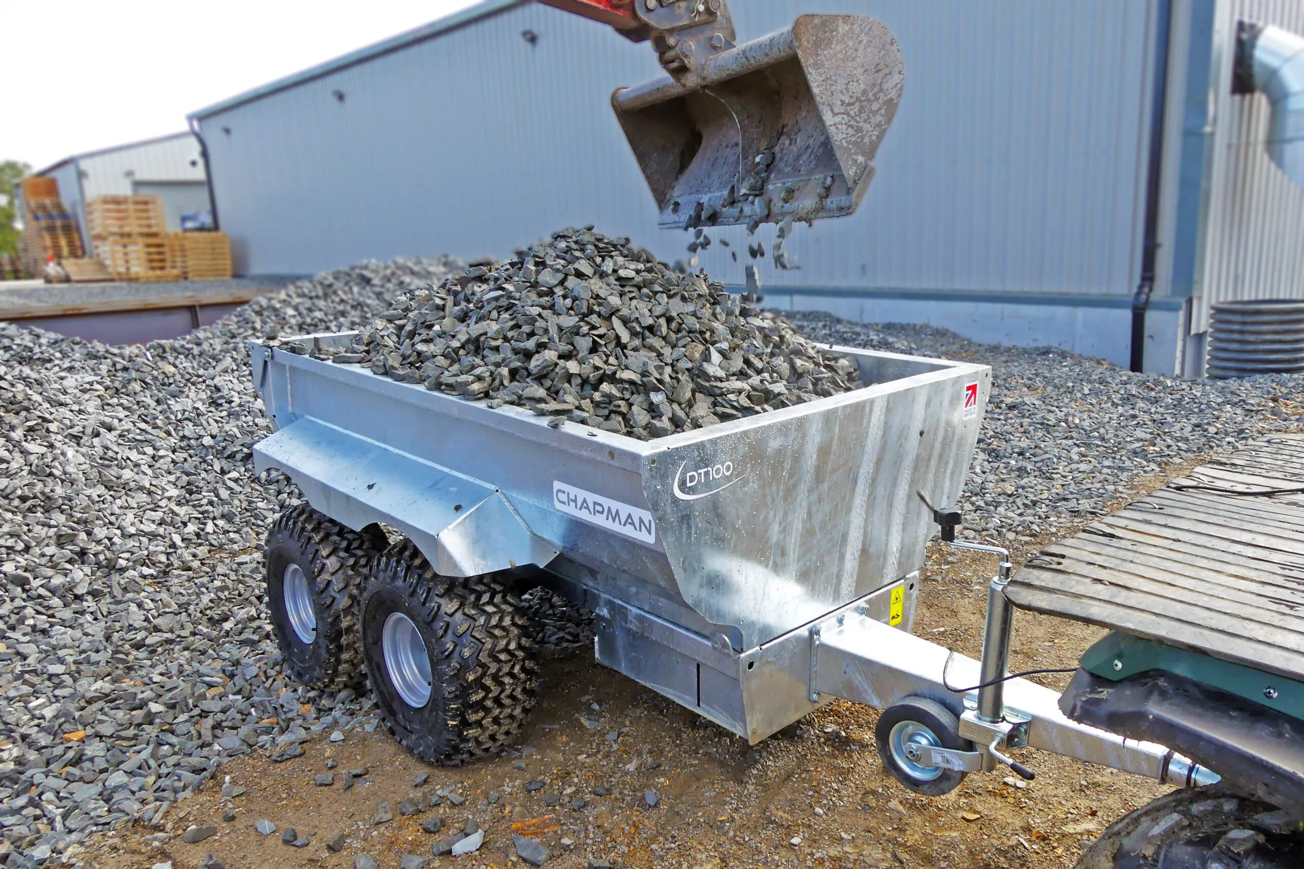 Chapman DT100 dumping action