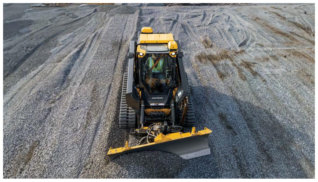 2025 John Deere 335G - Image 2