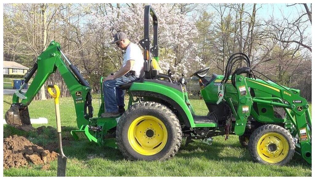 2025 John Deere 2038R - Image 3